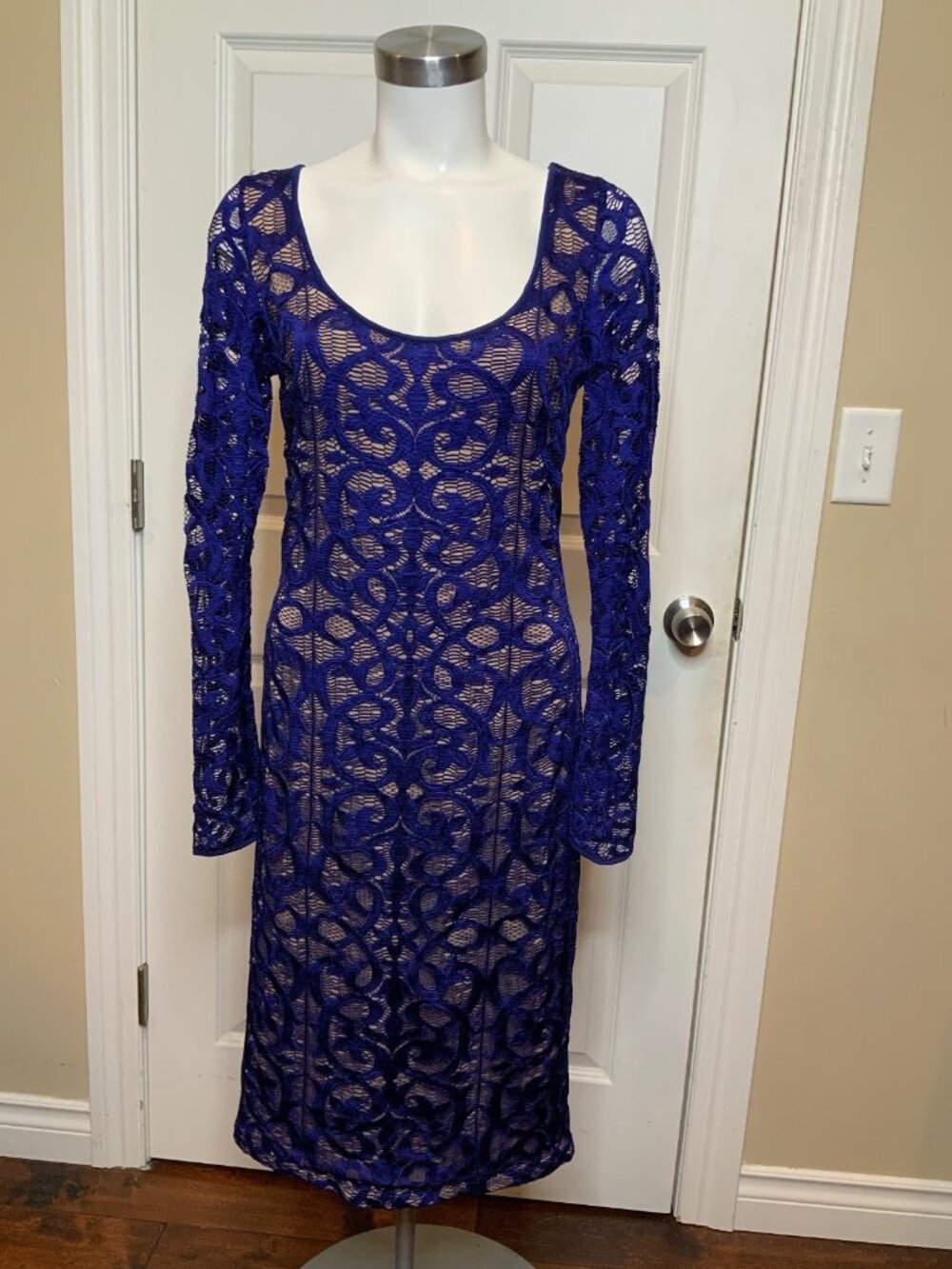 BCBG Max Azria Orient Blue Lace “Tanya" Long Sleeve Pencil Dress, Size M